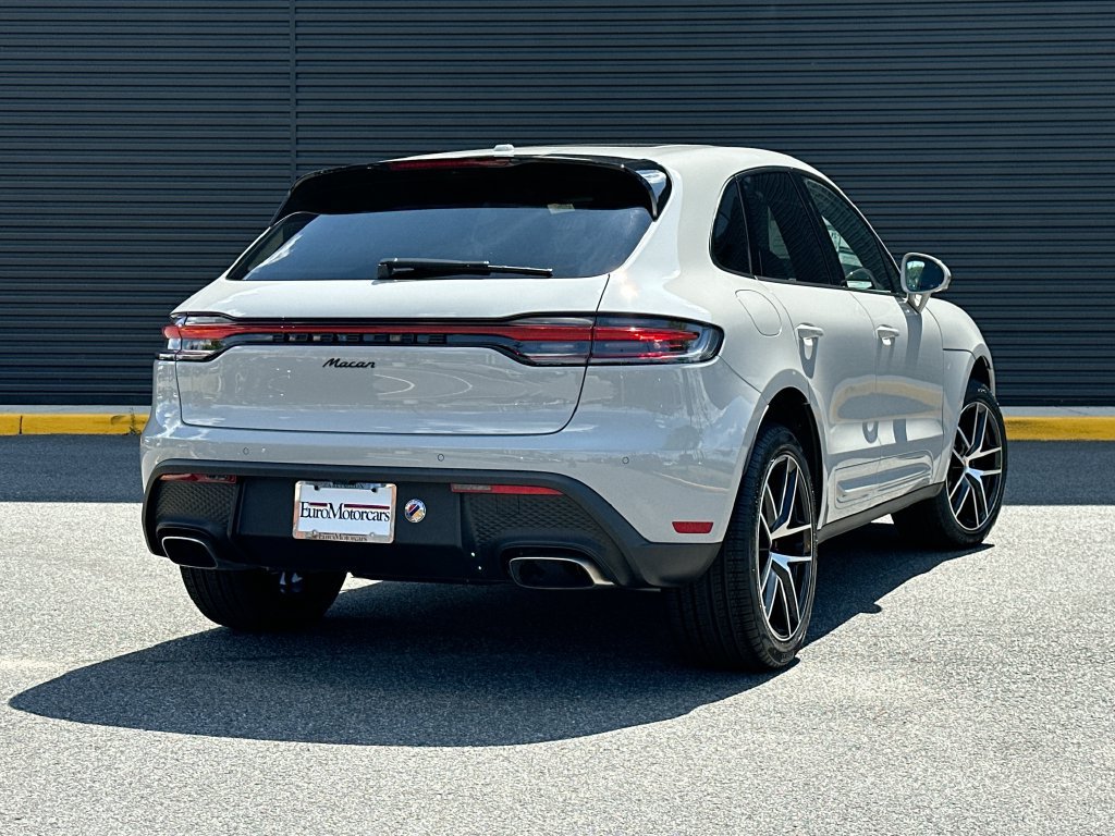 New 2026 Porsche Macan AWD/4WD image 9