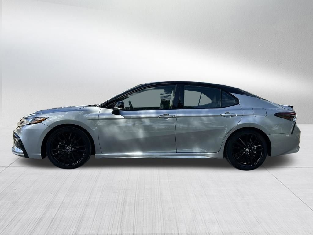 Used 2023 Toyota Camry XSE FWD image 8
