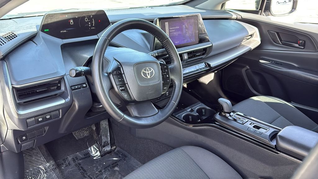 Used 2024 Toyota Prius LE image 19