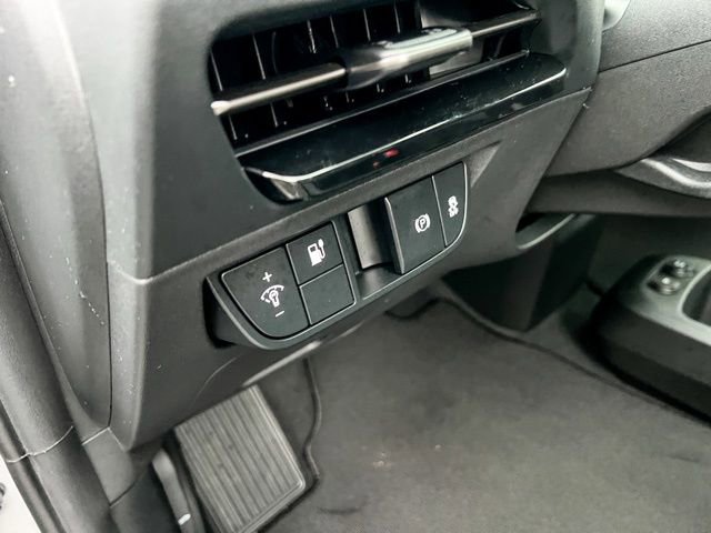New 2025 Kia EV6 Light w/ Light LR Technology Package RWD image 18