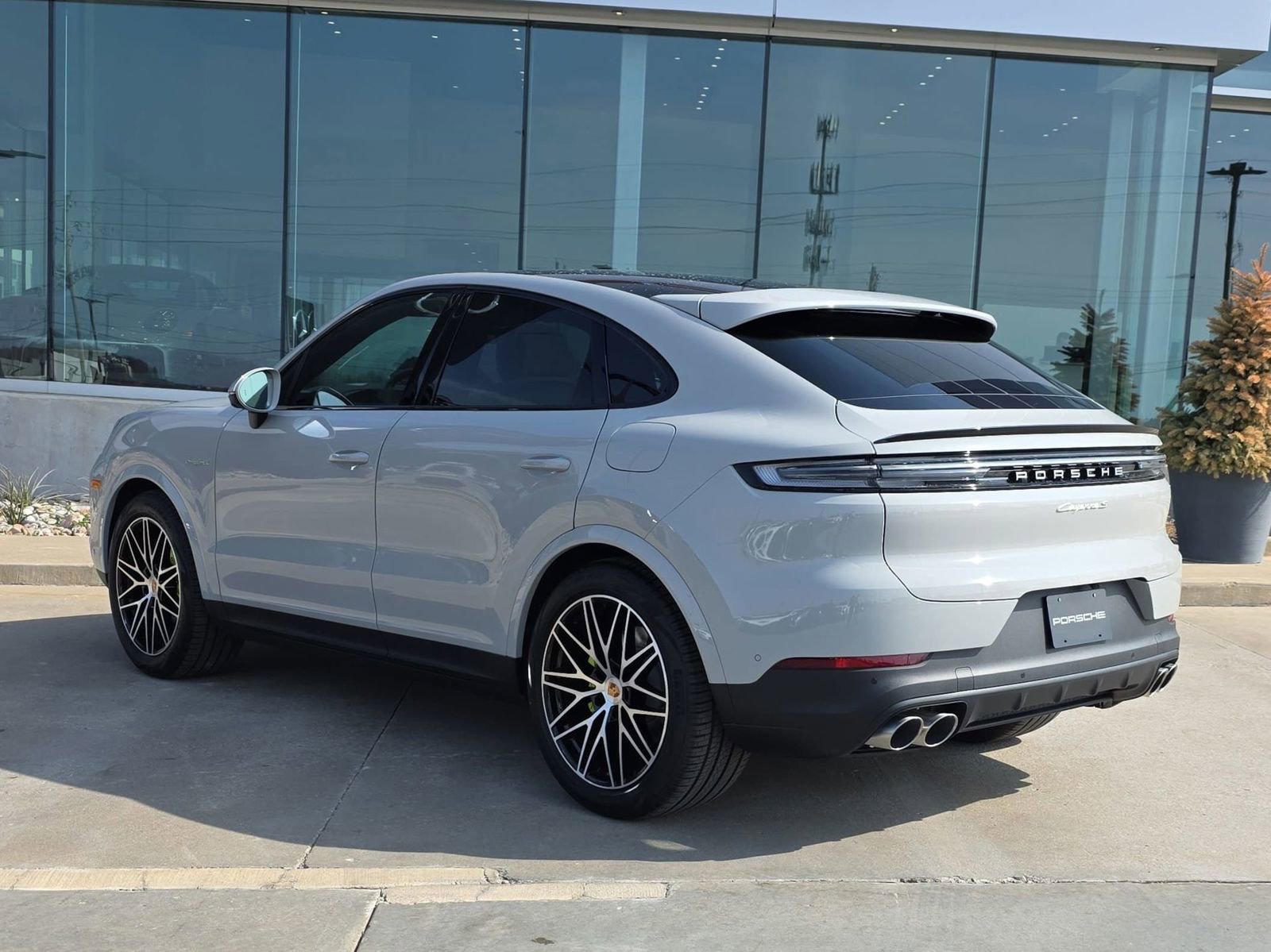 New 2026 Porsche Cayenne S AWD/4WD image 3