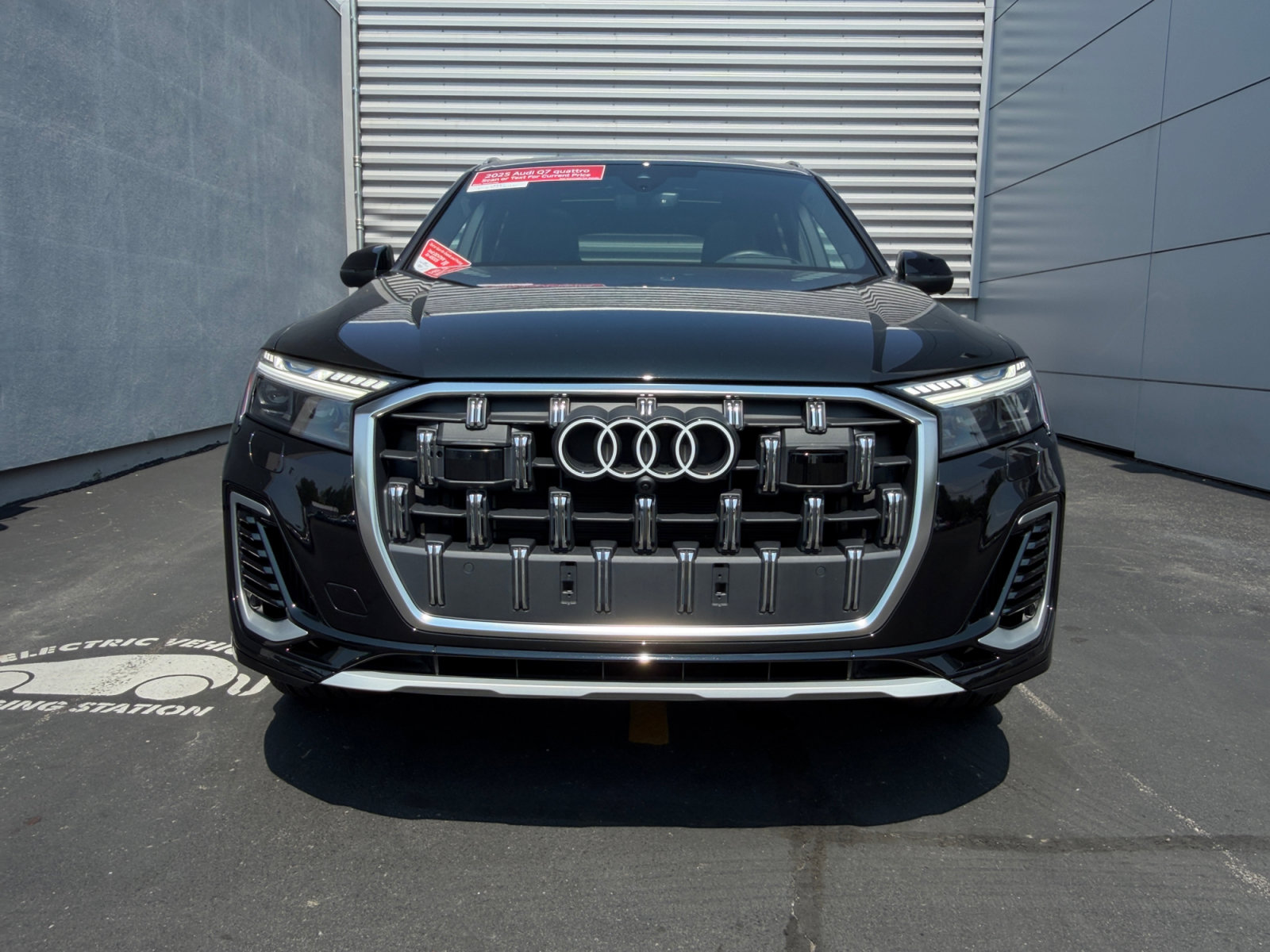 Used 2025 Audi Q7 3.0T Prestige AWD/4WD image 6