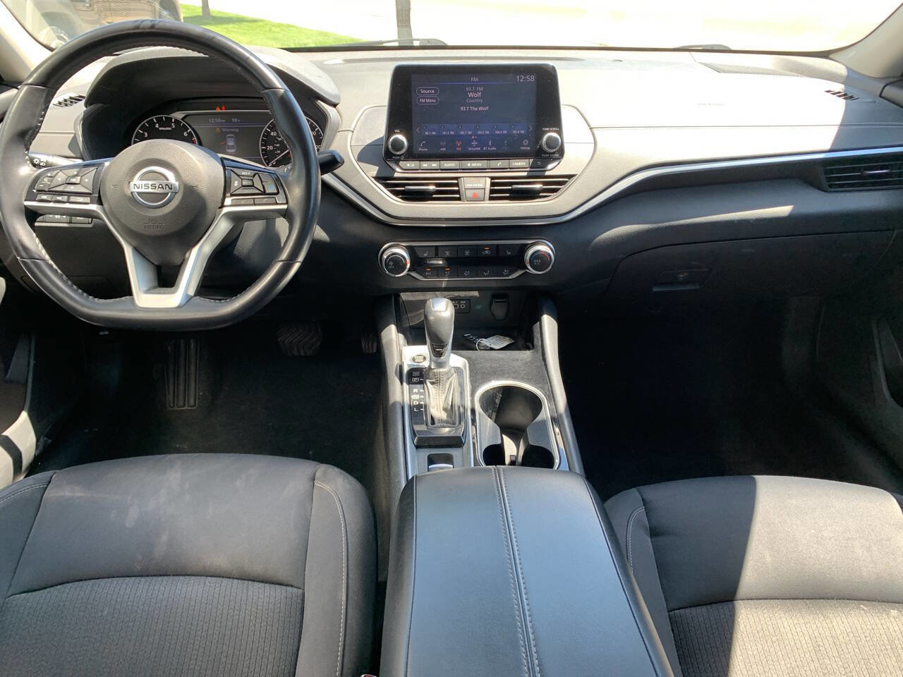 Used 2021 Nissan Altima 2.5 SV w/ SV Premium Package image 9