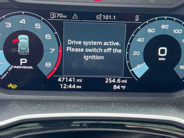 Used 2025 Audi Q3 2.0T Premium AWD/4WD image 32