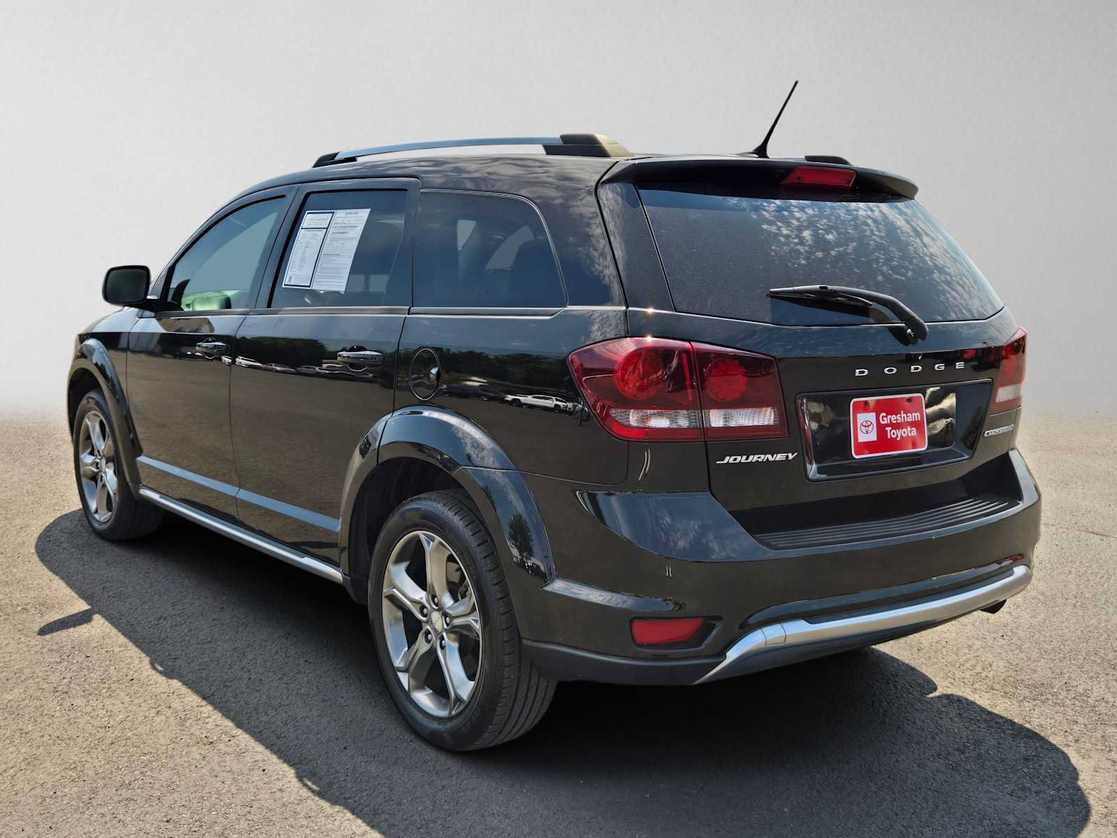 Used 2016 Dodge Journey Crossroad w/ Popular Equipment Group FWD image 6