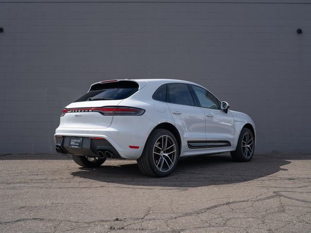 Certified 2025 Porsche Macan AWD/4WD image 7