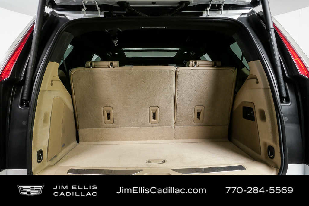 Used 2024 Cadillac Escalade Premium Luxury image 31