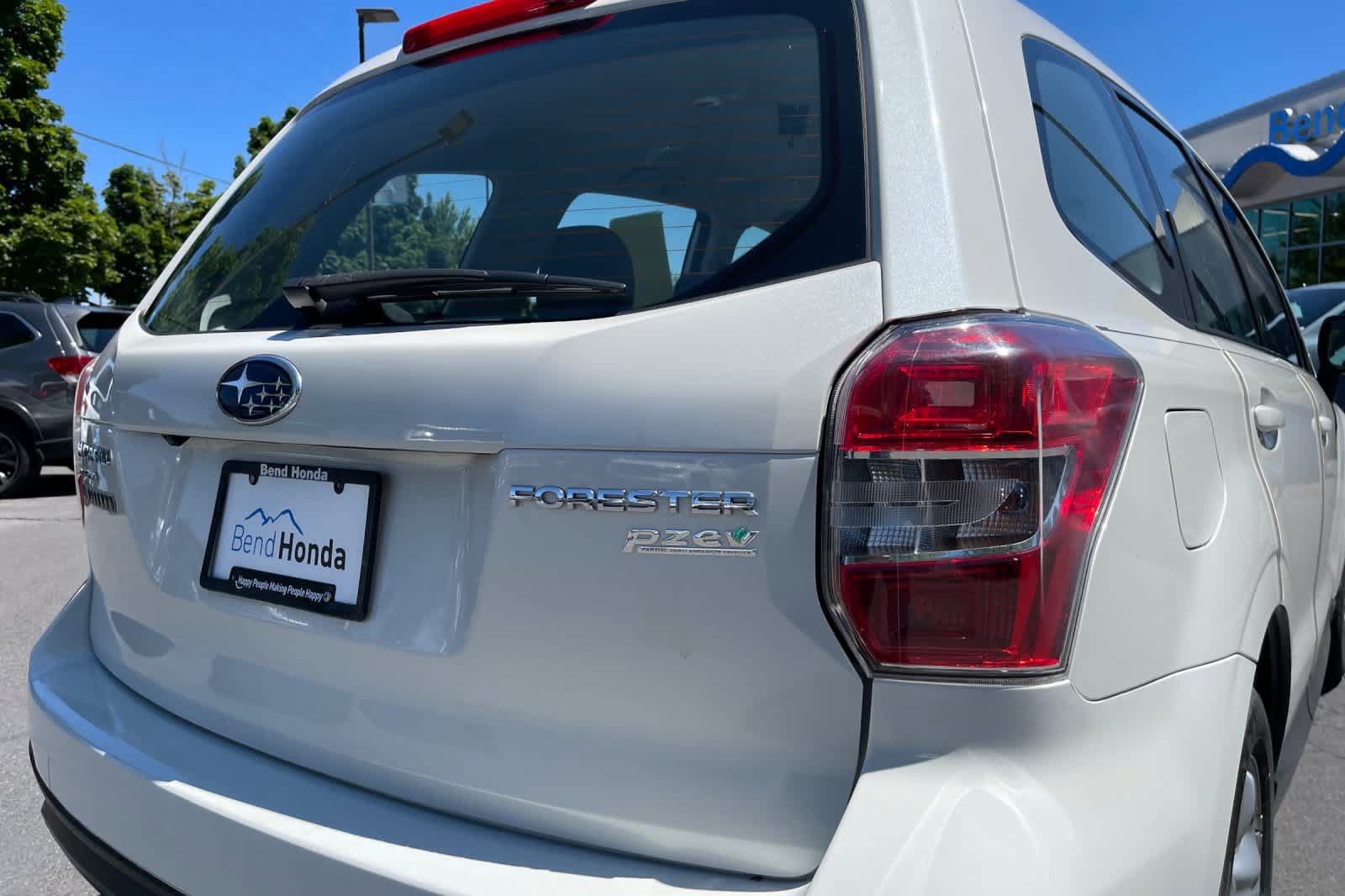 Used 2016 Subaru Forester 2.5i w/ Popular Package #1 AWD/4WD image 14