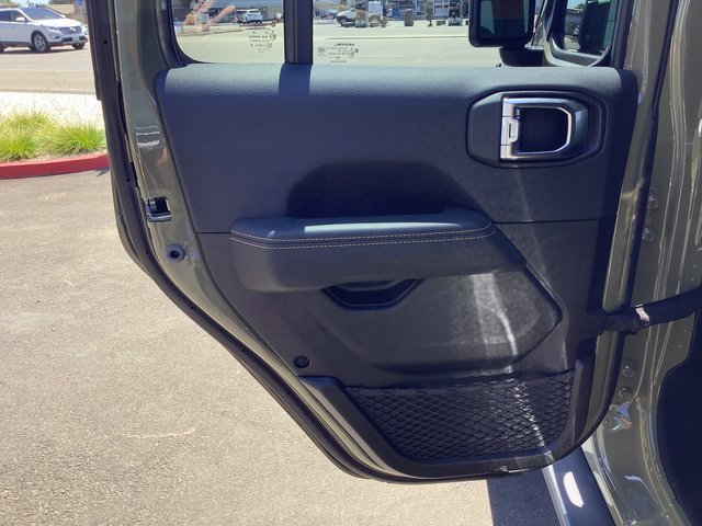 New 2025 Jeep Wrangler Unlimited Rubicon 392 image 28