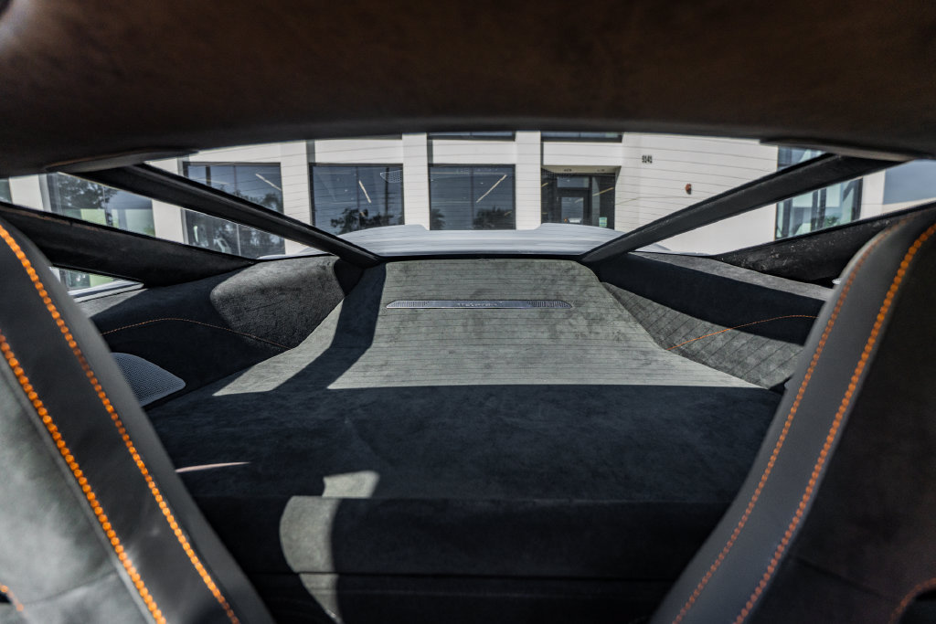 Used 2024 McLaren 750S RWD image 31