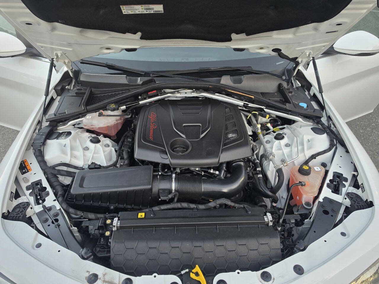 Used 2018 Alfa Romeo Giulia RWD image 66