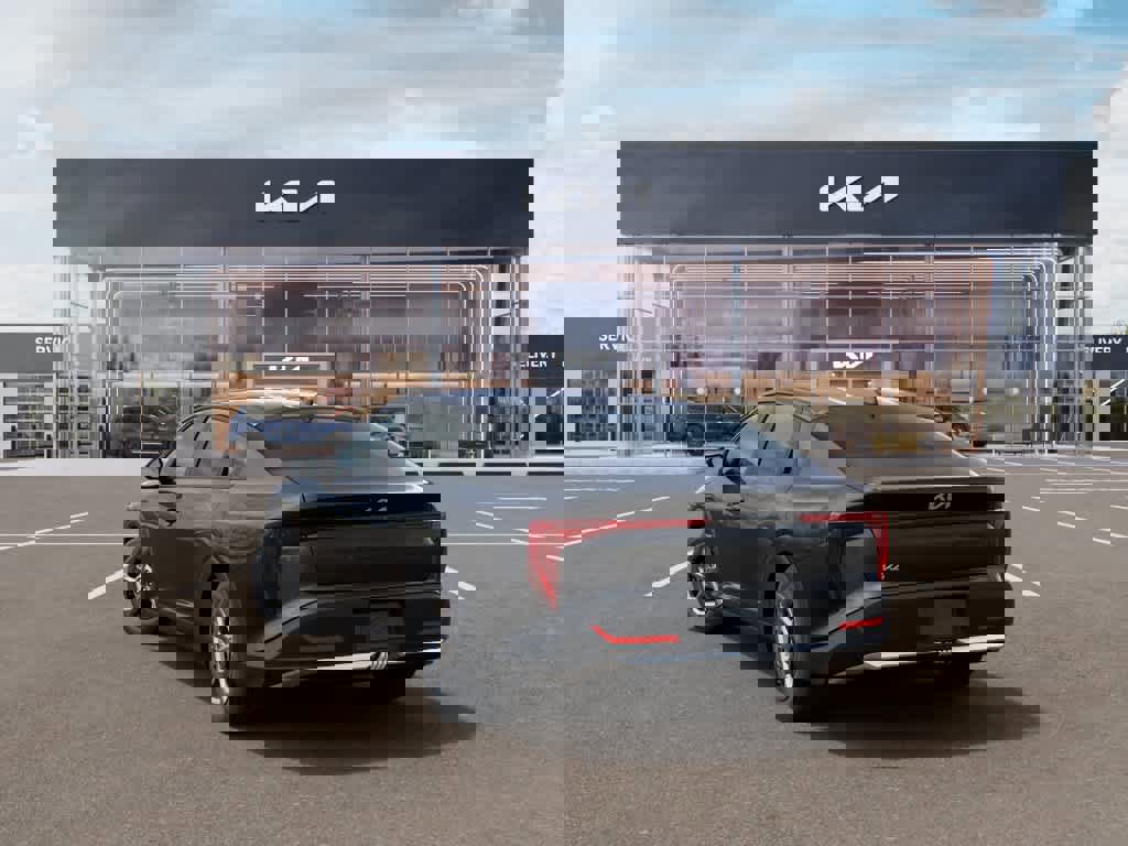 New 2026 Kia K4 LXS image 4