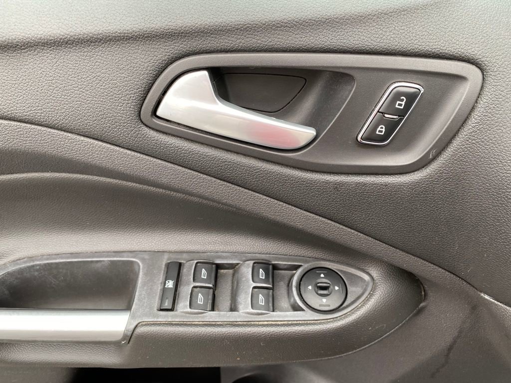 Used 2013 Ford Escape SE image 13