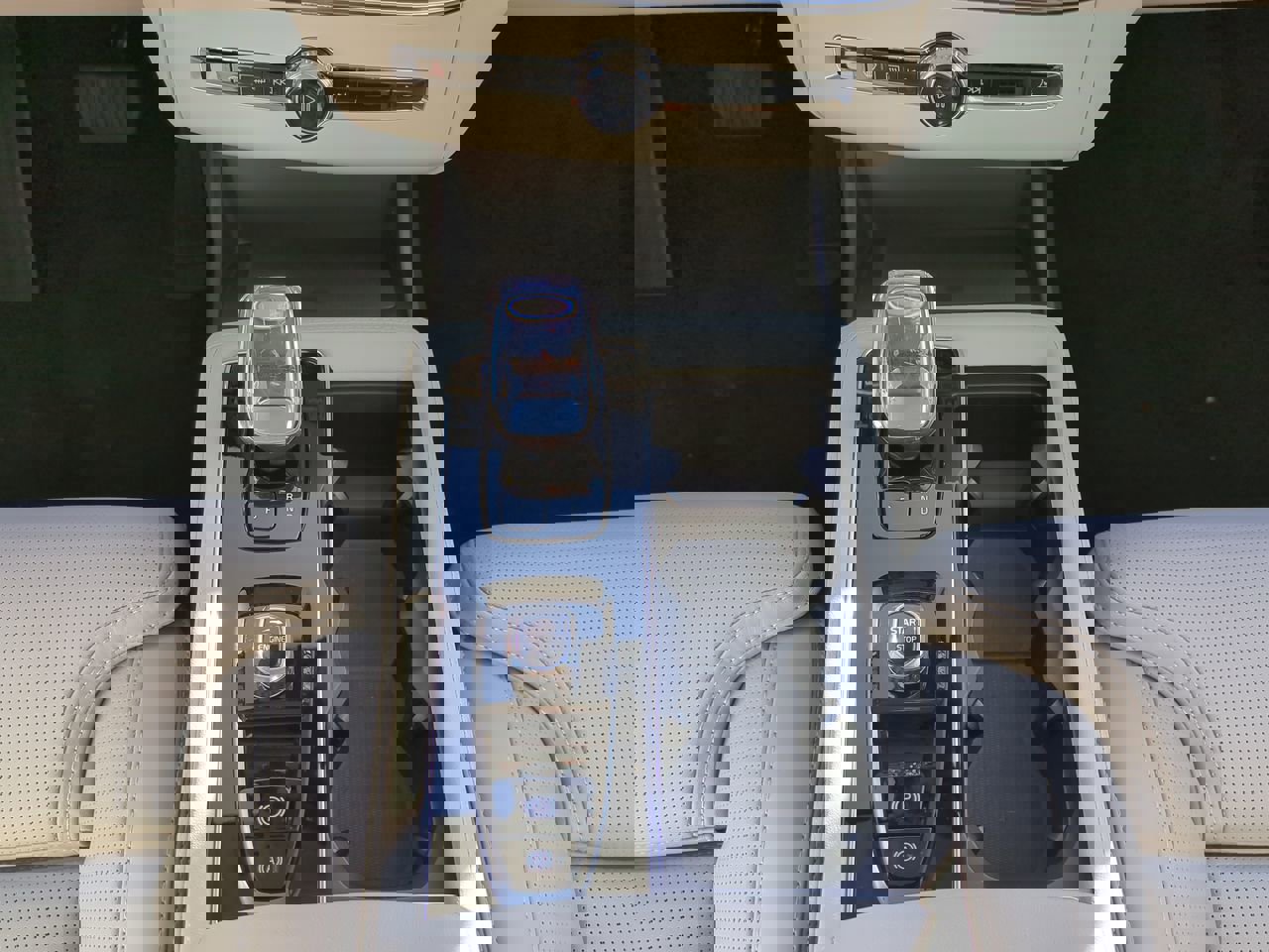 New 2026 Volvo XC90 B6 Ultra w/ Lounge Package image 17