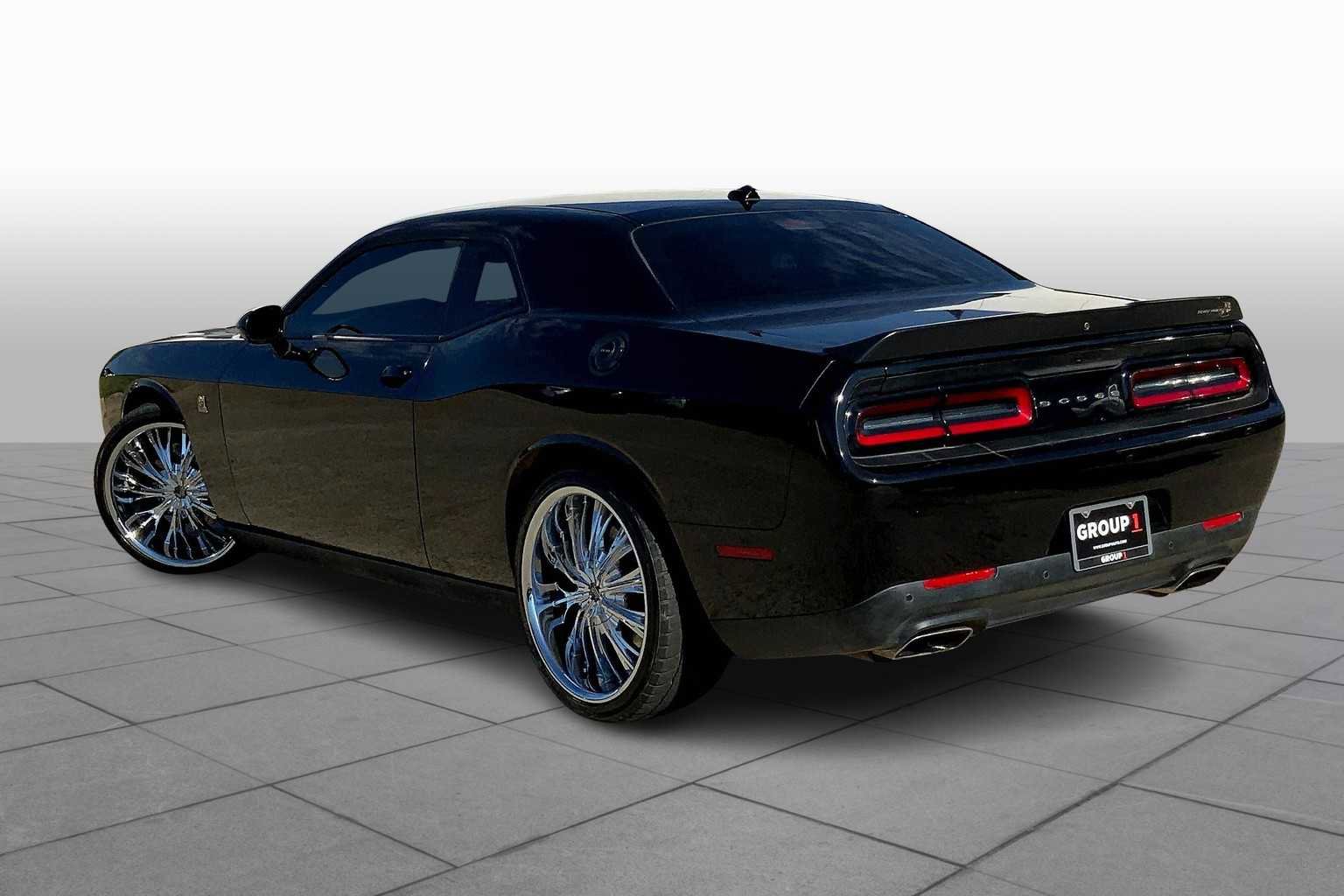 Used 2022 Dodge Challenger R/T Scat Pack image 11