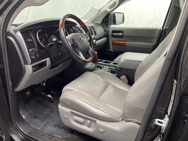 Used 2019 Toyota Sequoia Platinum image 12
