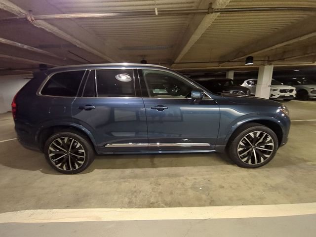 New 2026 Volvo XC90 B6 Plus w/ Protection Package Premier image 2