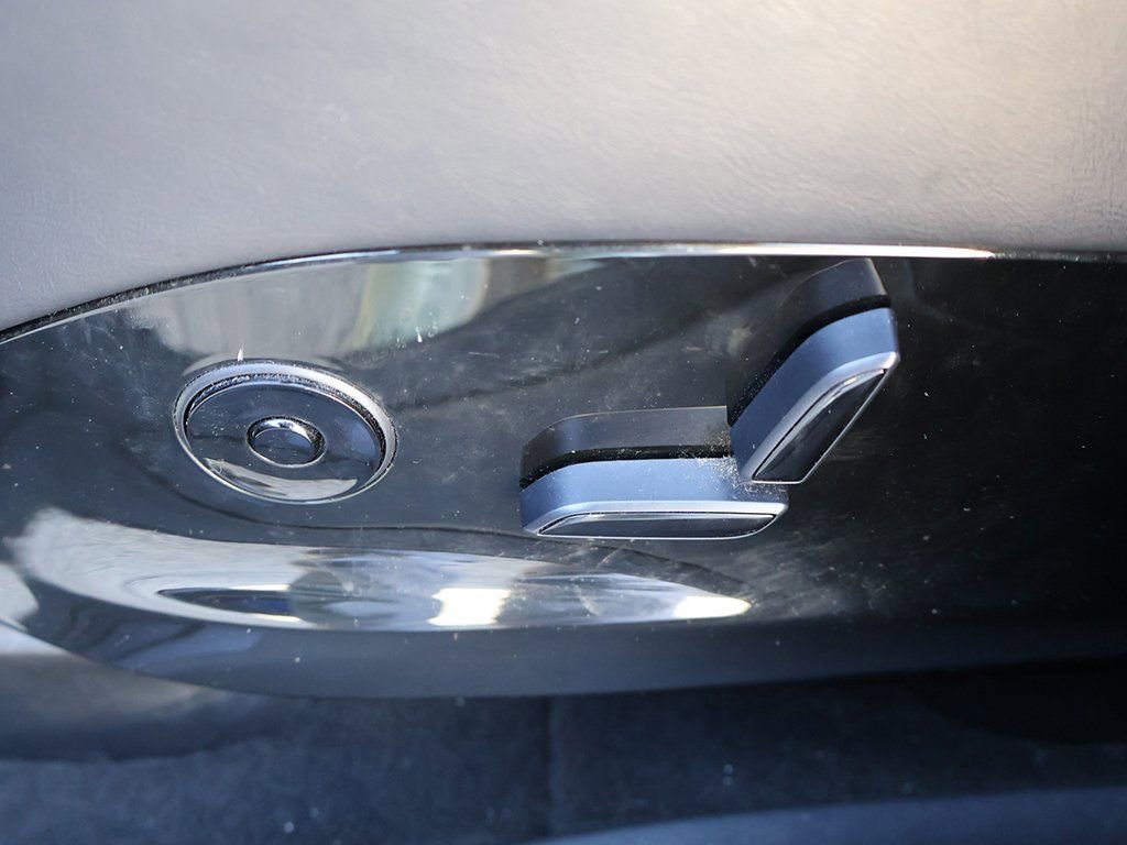 Used 2016 Tesla Model X 90D image 31