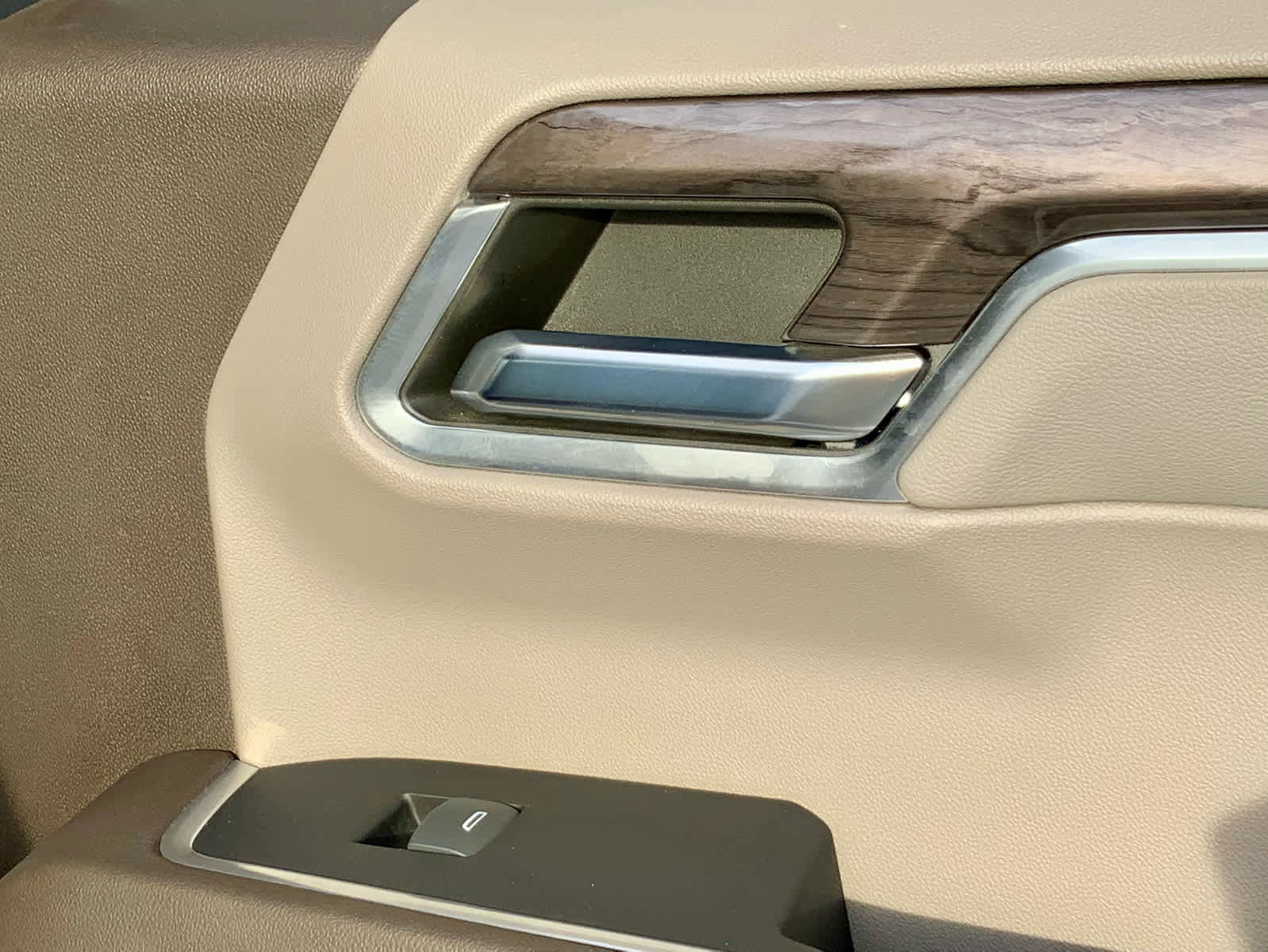 Used 2022 Chevrolet Silverado 1500 LTZ w/ LTZ Premium Package image 62