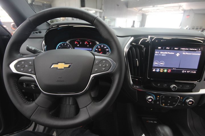 Used 2022 Chevrolet Traverse LT w/ LPO, Floor Liner Package image 12