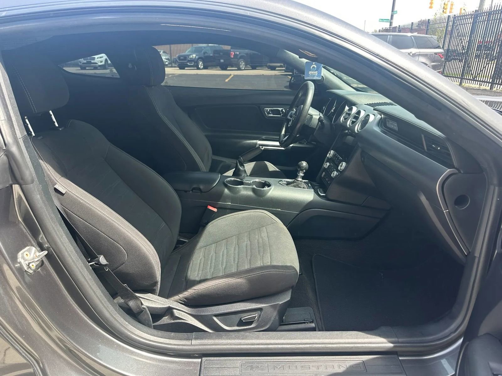 Used 2016 Ford Mustang GT RWD image 11