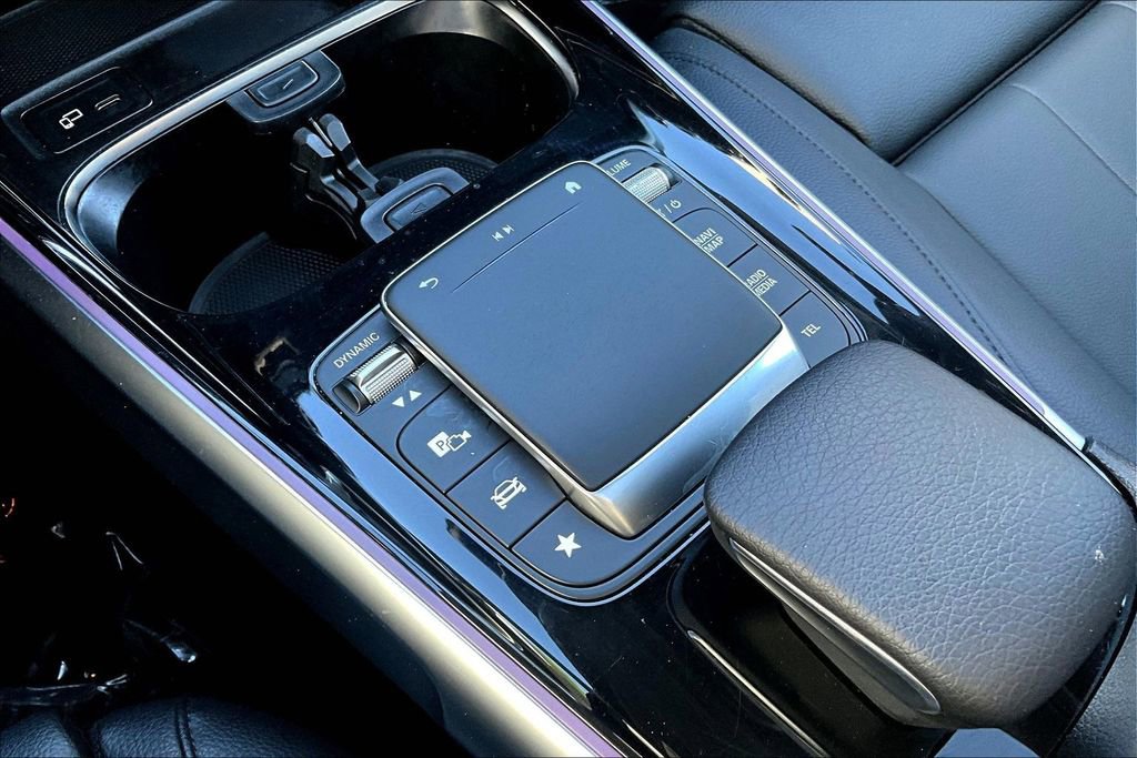 Used 2023 Mercedes-Benz GLB 250 image 16