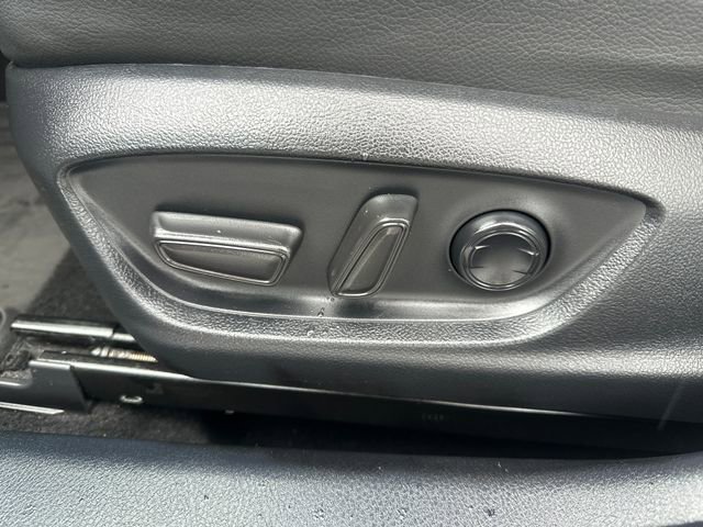 Used 2024 Toyota Camry SE w/ Convenience Package FWD image 17