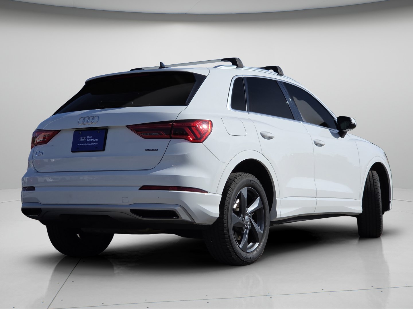 Used 2019 Audi Q3 2.0T Premium AWD/4WD image 21