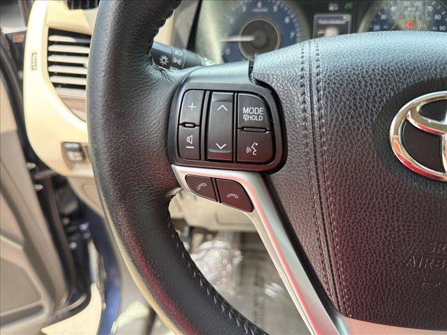 Used 2020 Toyota Sienna XLE Premium w/ Protection Package FWD image 16