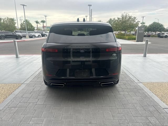 Used 2023 Land Rover Range Rover Sport SE Dynamic AWD/4WD image 6