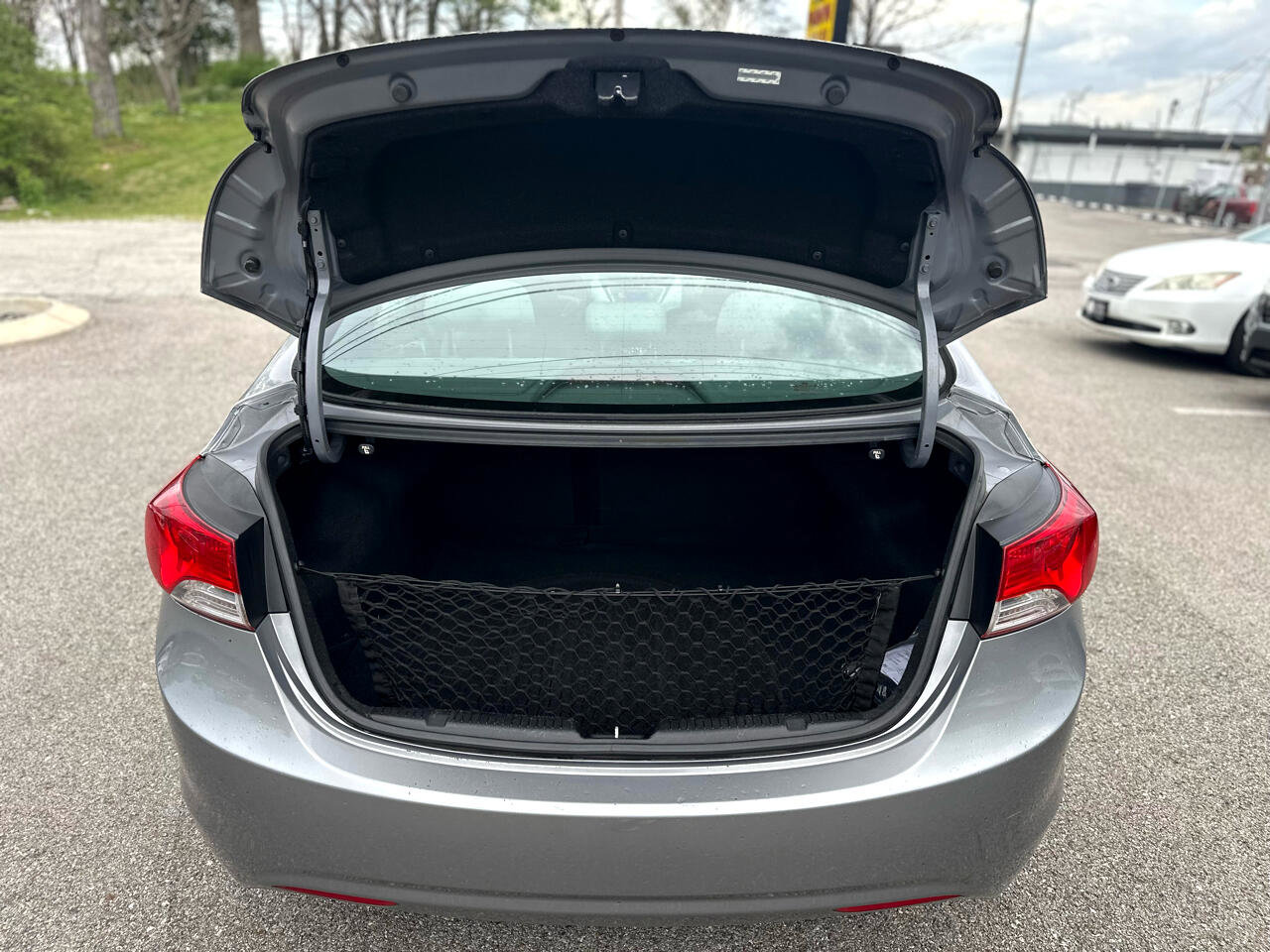 Used 2013 Hyundai Elantra GLS w/ Preferred Pkg image 32