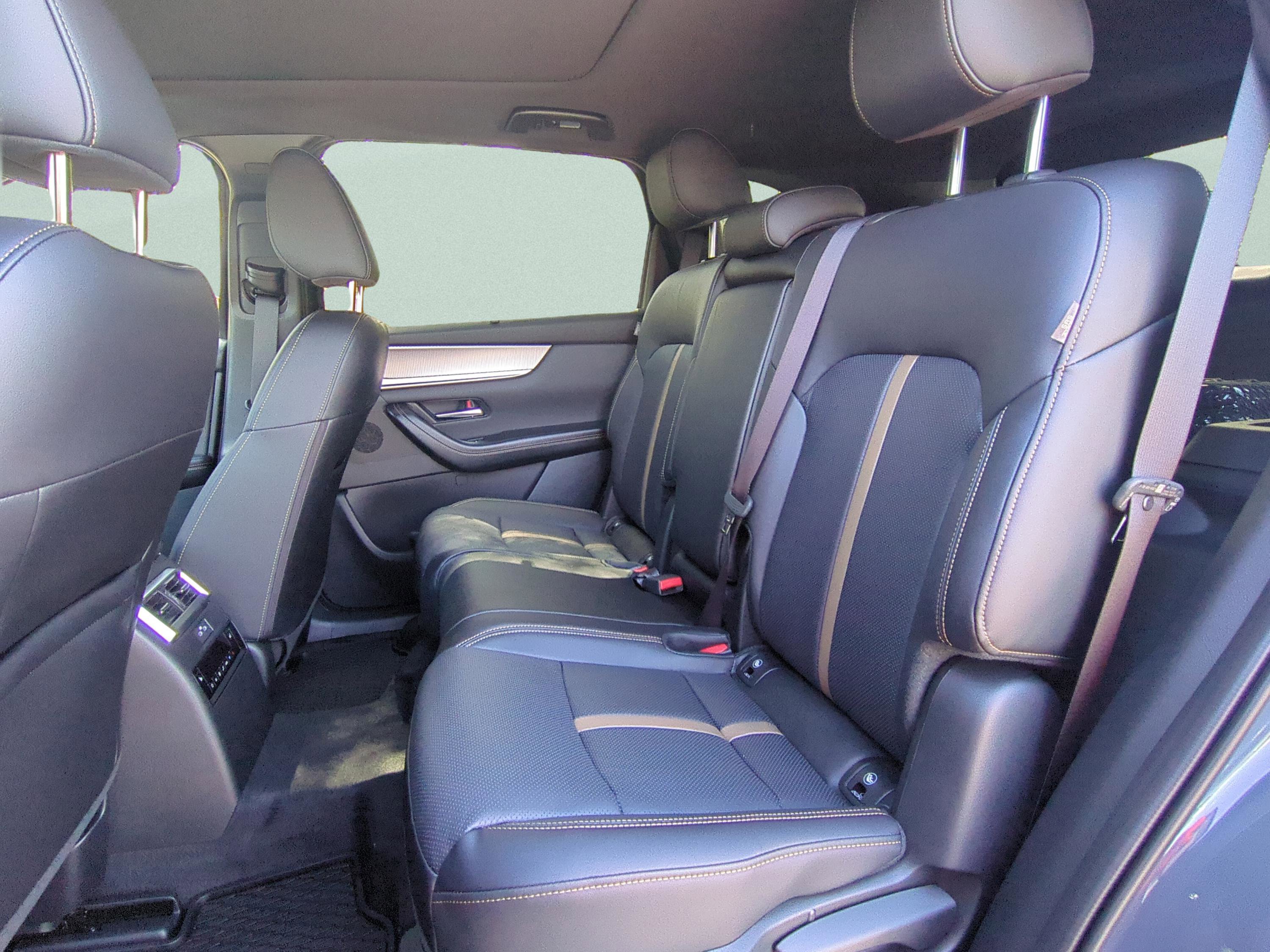 New 2026 MAZDA CX-70 3.3 Turbo S w/ Premium Package AWD/4WD image 14