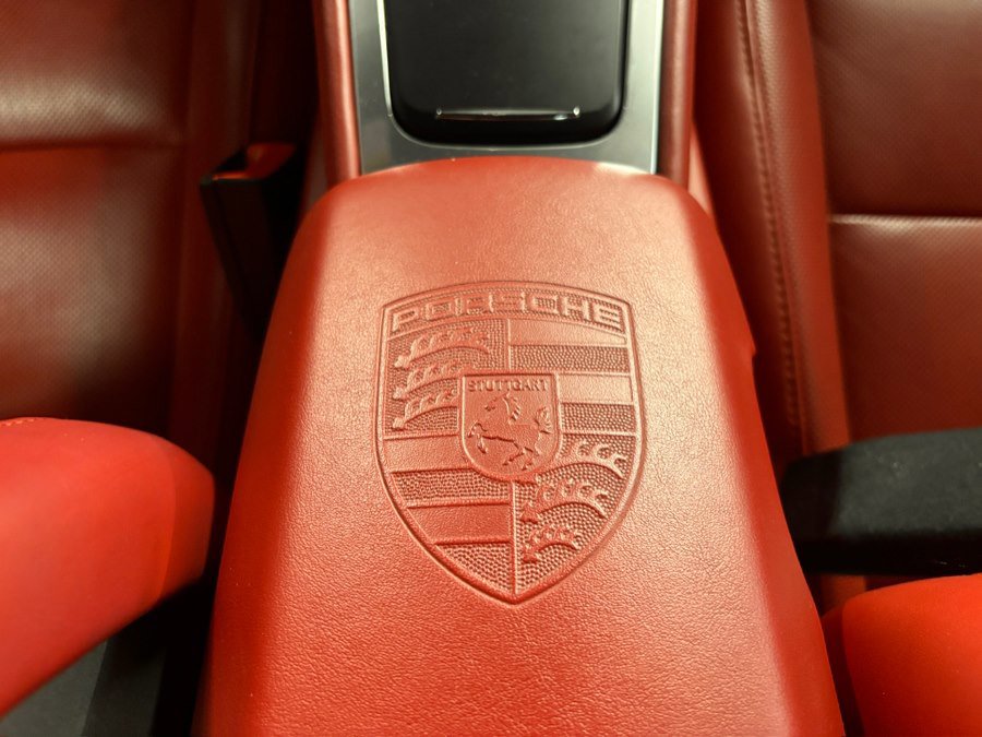 Used 2014 Porsche 911 Carrera 4S image 24