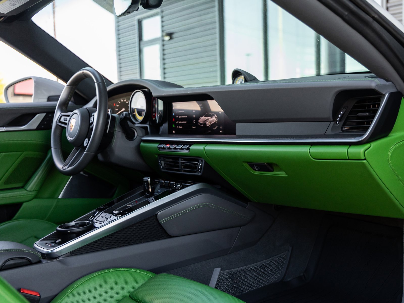 Certified 2022 Porsche 911 Turbo S w/ 911 Turbo Sportdesign Package image 47