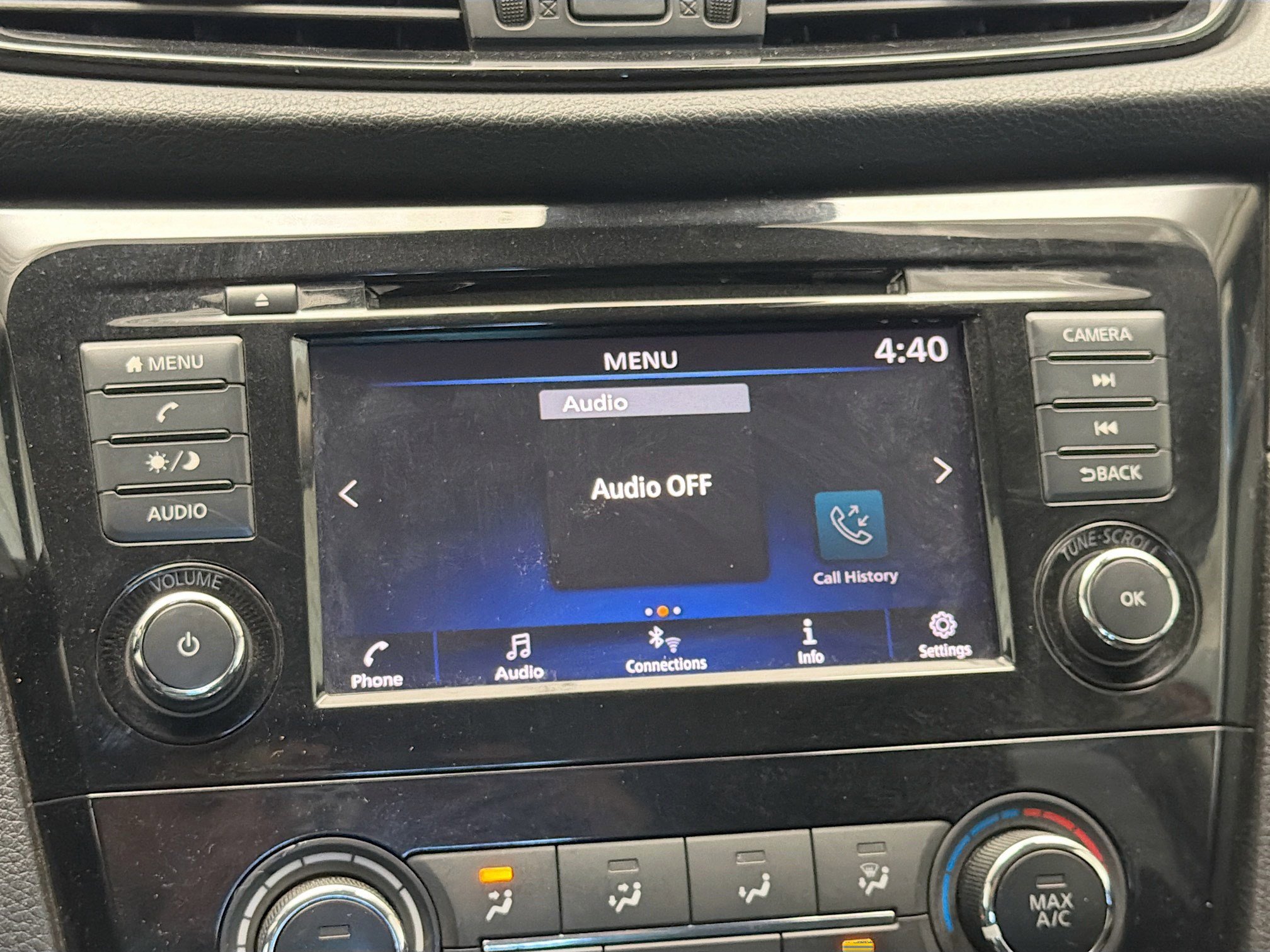 Used 2020 Nissan Rogue Sport S image 8