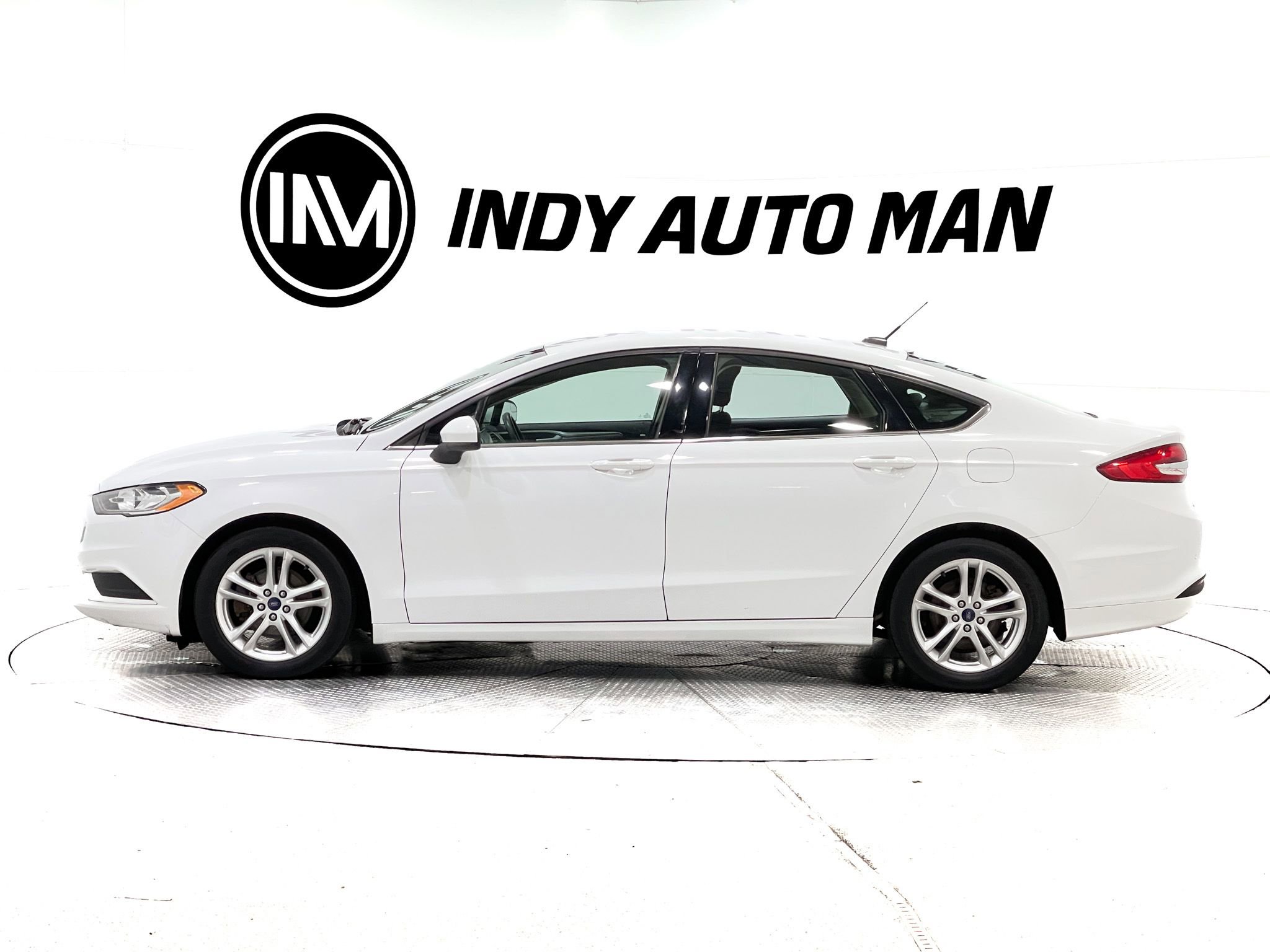 Used 2018 Ford Fusion SE w/ Fusion SE Technology Package image 7