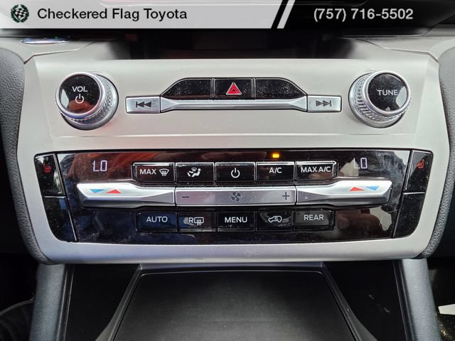Used 2021 Ford Explorer XLT RWD image 17