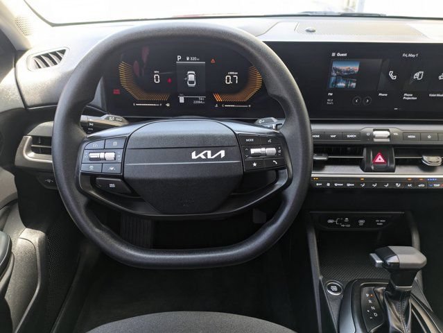 Used 2025 Kia K4 FWD image 28