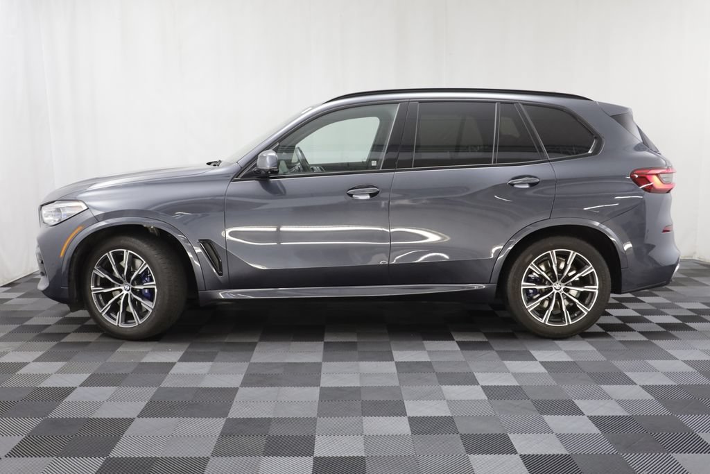 Used 2019 BMW X5 xDrive50i w/ M Sport Package AWD/4WD image 4