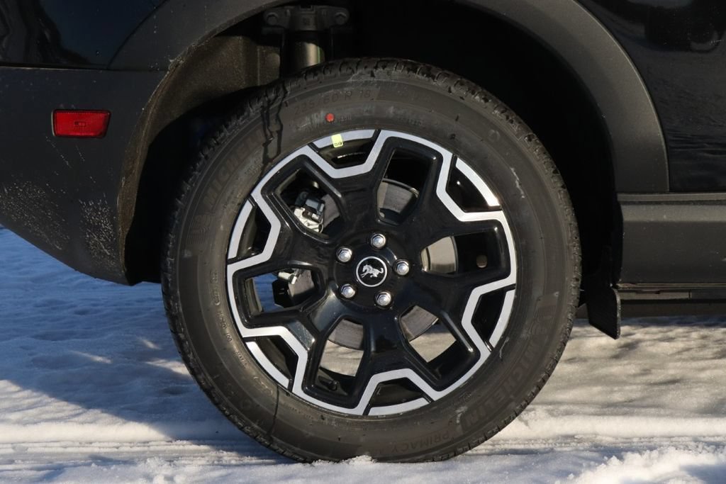 New 2025 Ford Bronco Sport Outer Banks w/ Outer Banks Tech Package+ AWD/4WD image 44