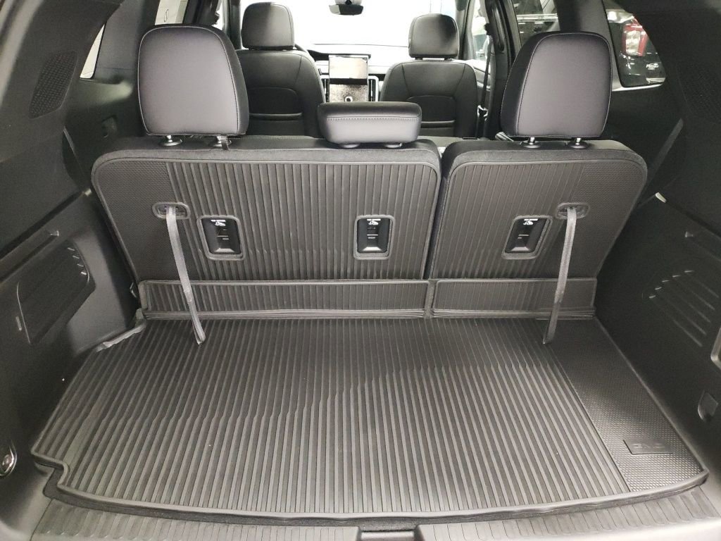 New 2026 GMC Acadia Elevation w/ Elevation Premium Package image 16