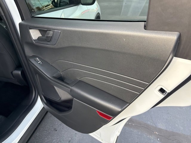 Used 2023 Ford Escape Active image 11