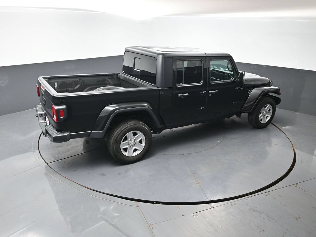 Used 2023 Jeep Gladiator Sport AWD/4WD image 39