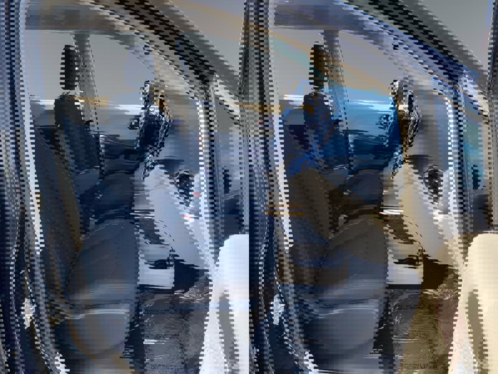 Used 2023 Chrysler Voyager LX image 15