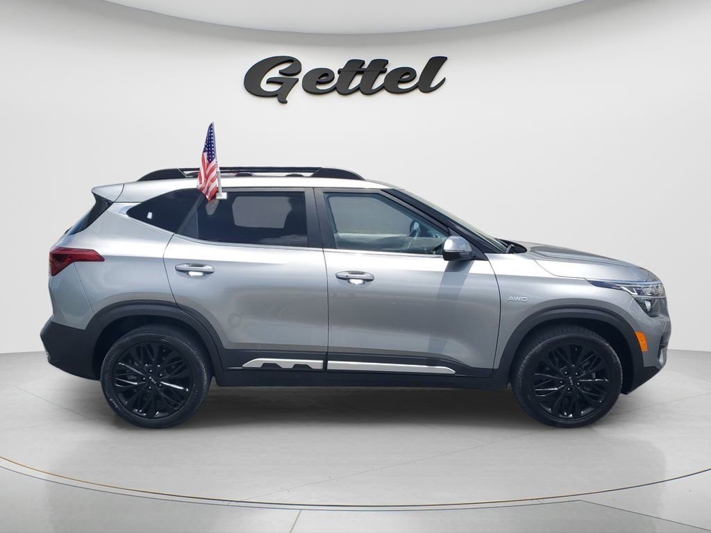 Used 2023 Kia Seltos Nightfall Edition AWD/4WD image 7