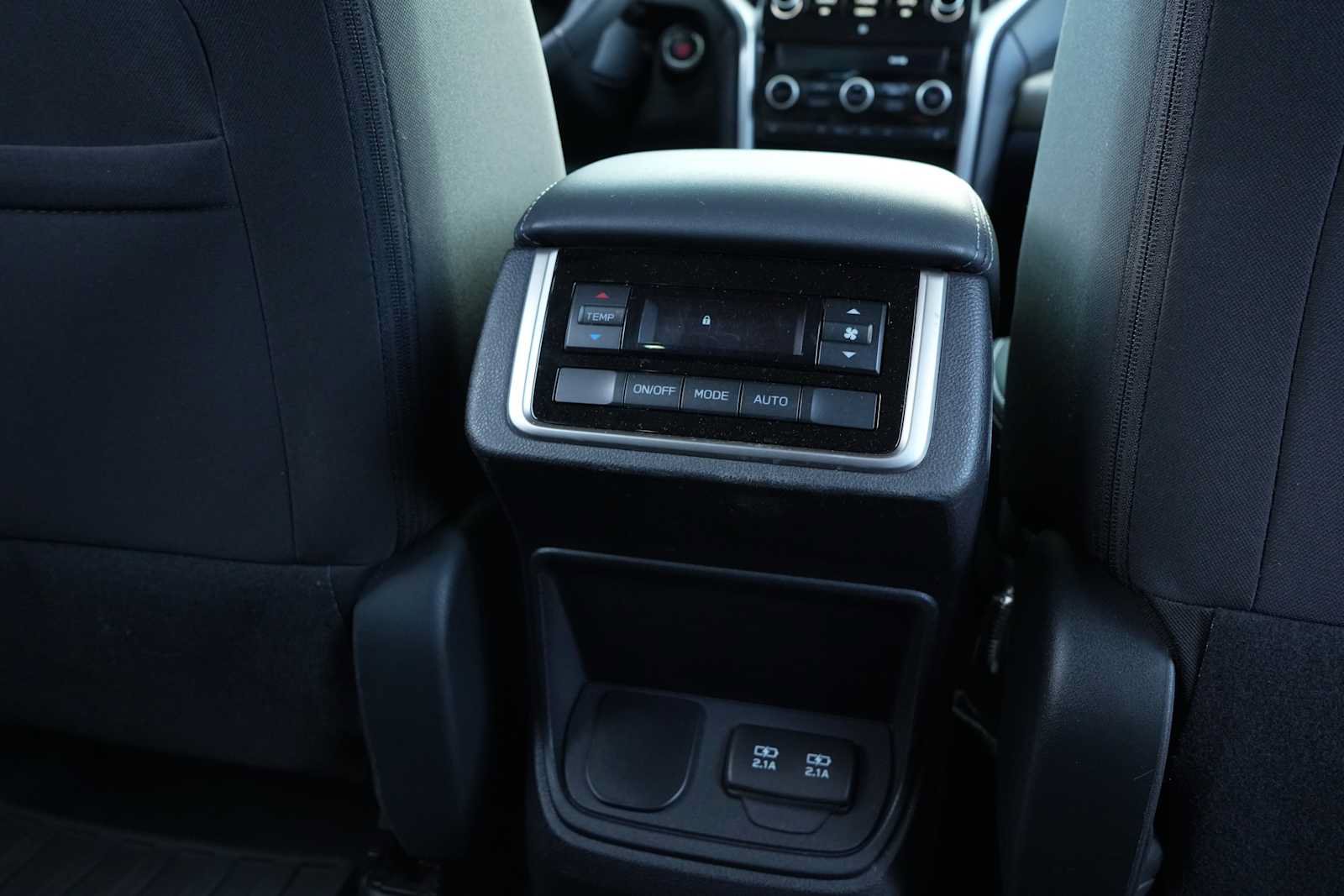 Used 2022 Subaru Ascent Premium w/ Convenience Package AWD/4WD image 31