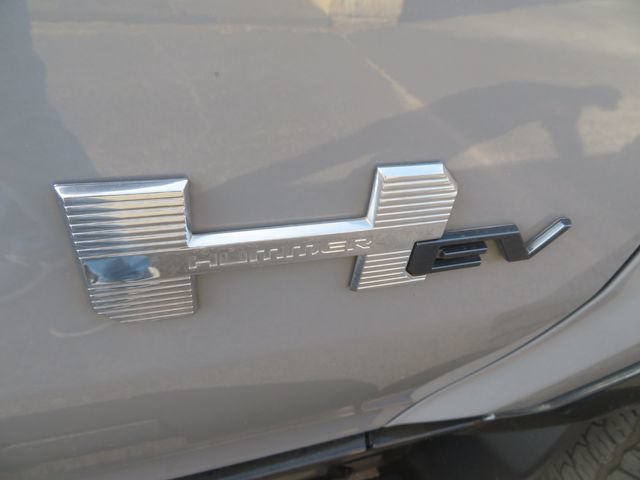 Used 2024 GMC Hummer EV 2X AWD/4WD image 14