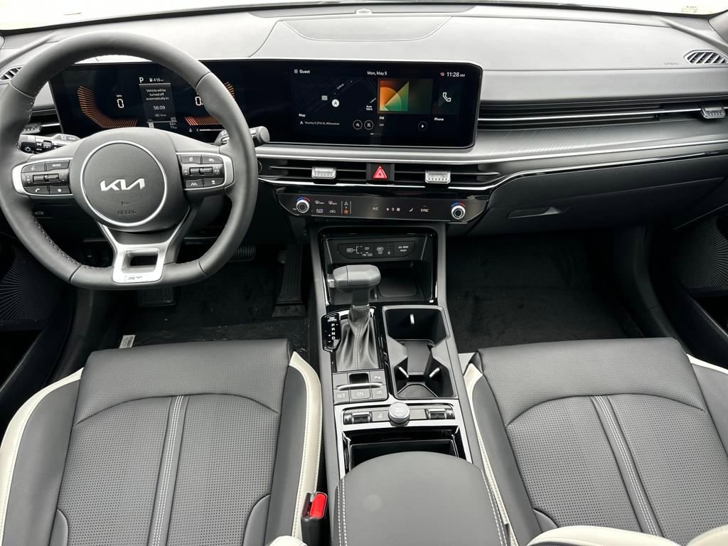 New 2025 Kia K5 GT-Line w/ GT-Line Premium Package image 17