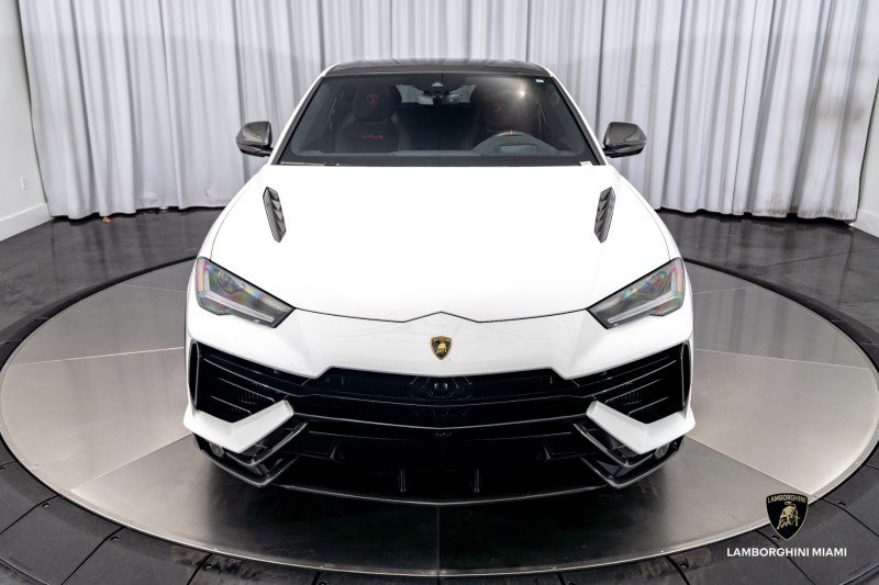 Used 2023 Lamborghini Urus Performante image 4