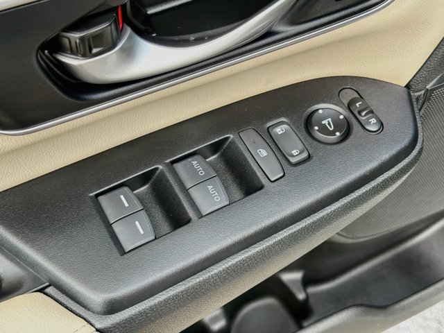 Used 2021 Honda CR-V Touring image 23